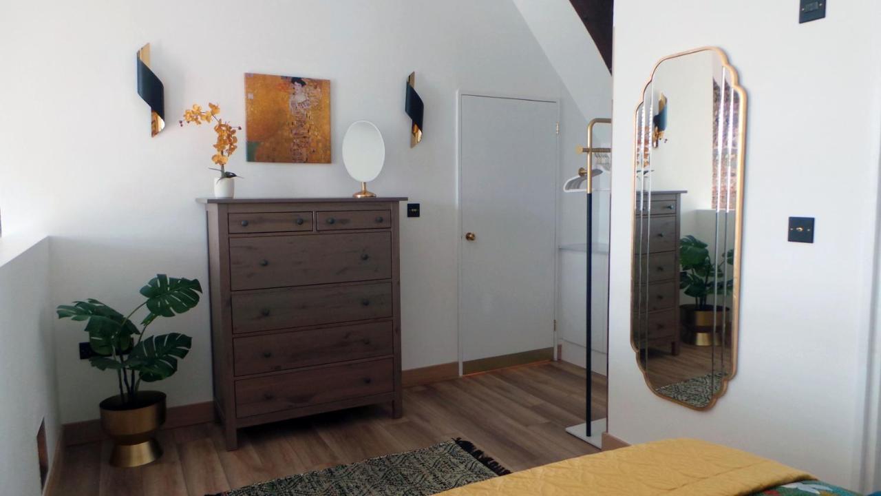 Luxury 1 Bedroom Duplex With Free Parking Plymouth Luaran gambar